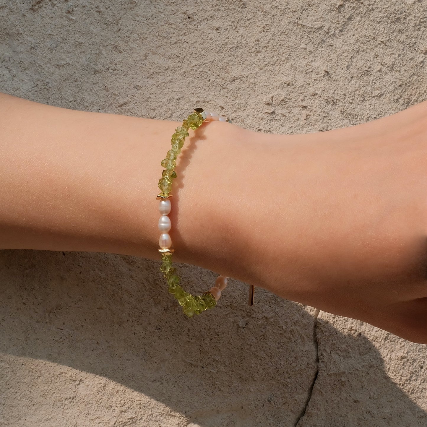 Green Crystal & Baroque Pearl Chakra Healing Bracelet